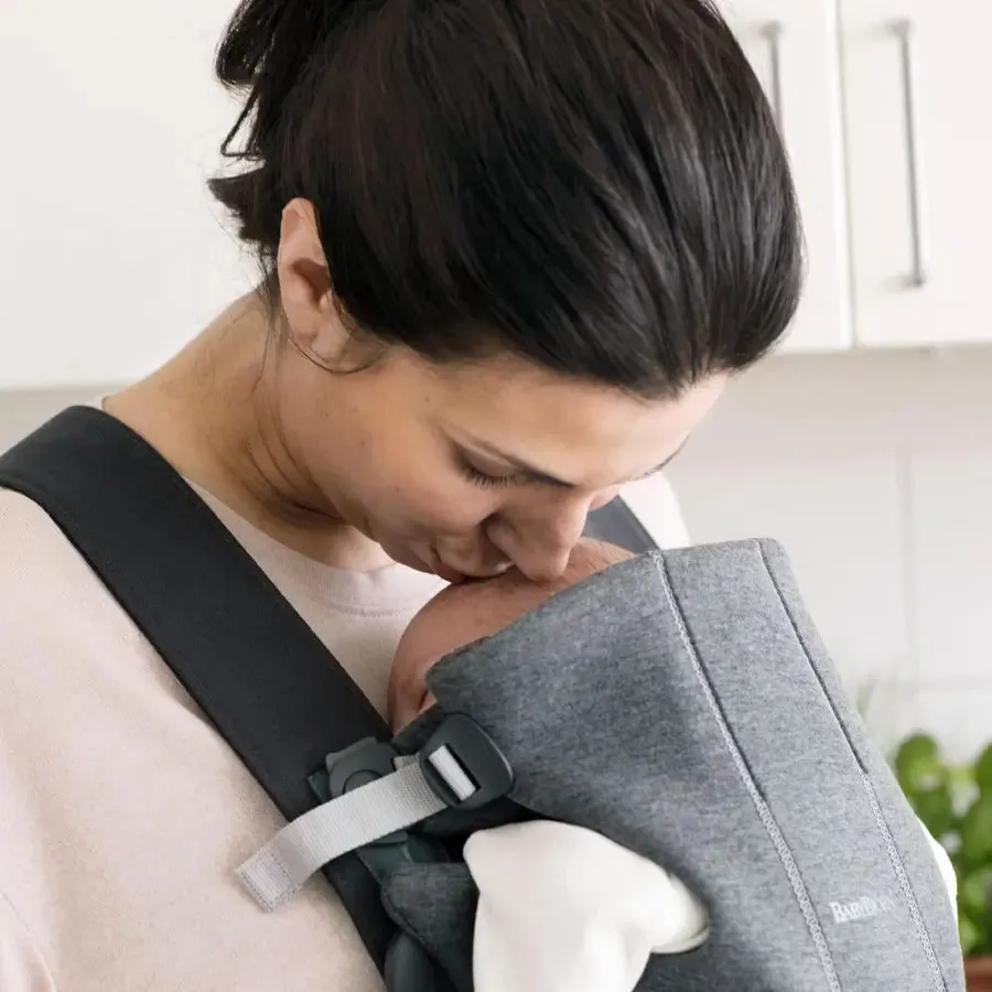 BabyBjorn Baby Carrier Mini, 3D Jersey (Dark Grey)