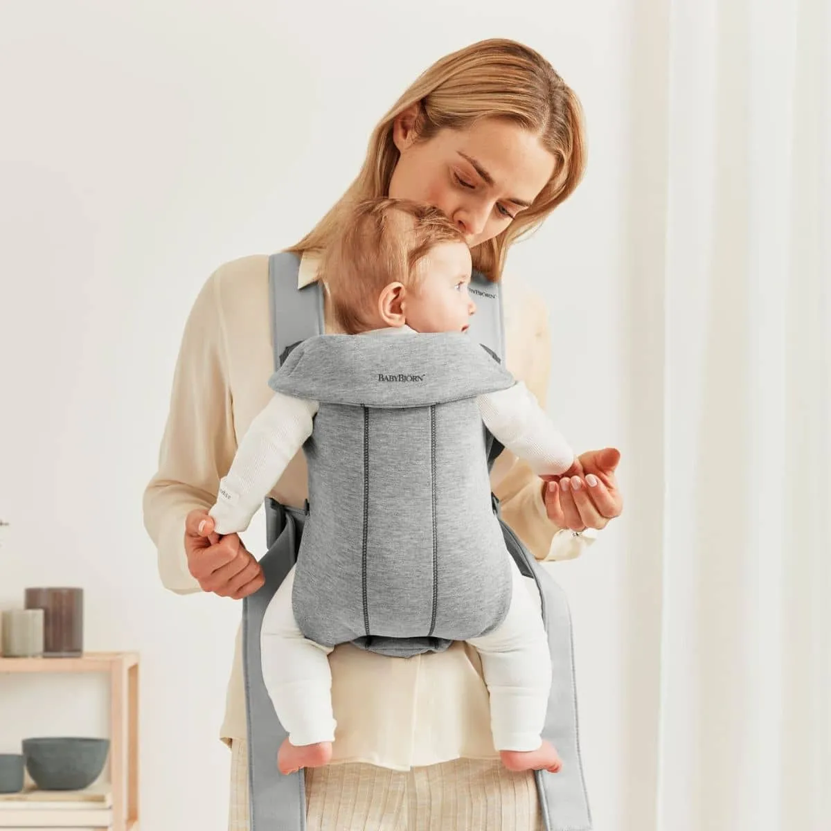 BabyBjorn Baby Carrier Mini - Grey 3D Jersey