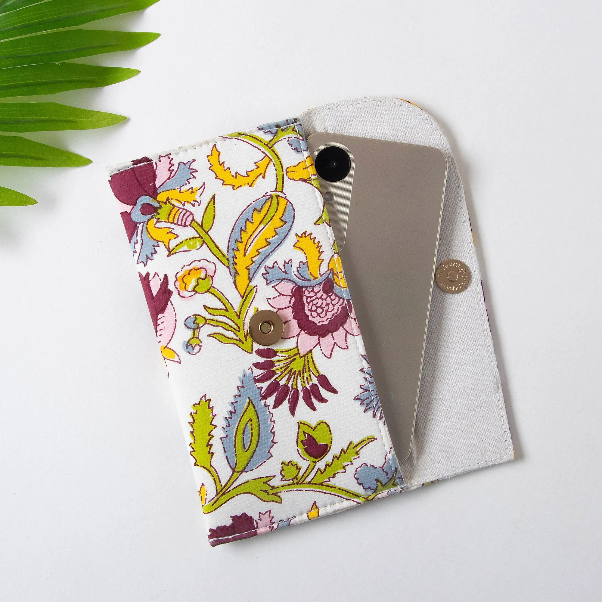 Beautiful Floral Print Clutch Purse For Ladies