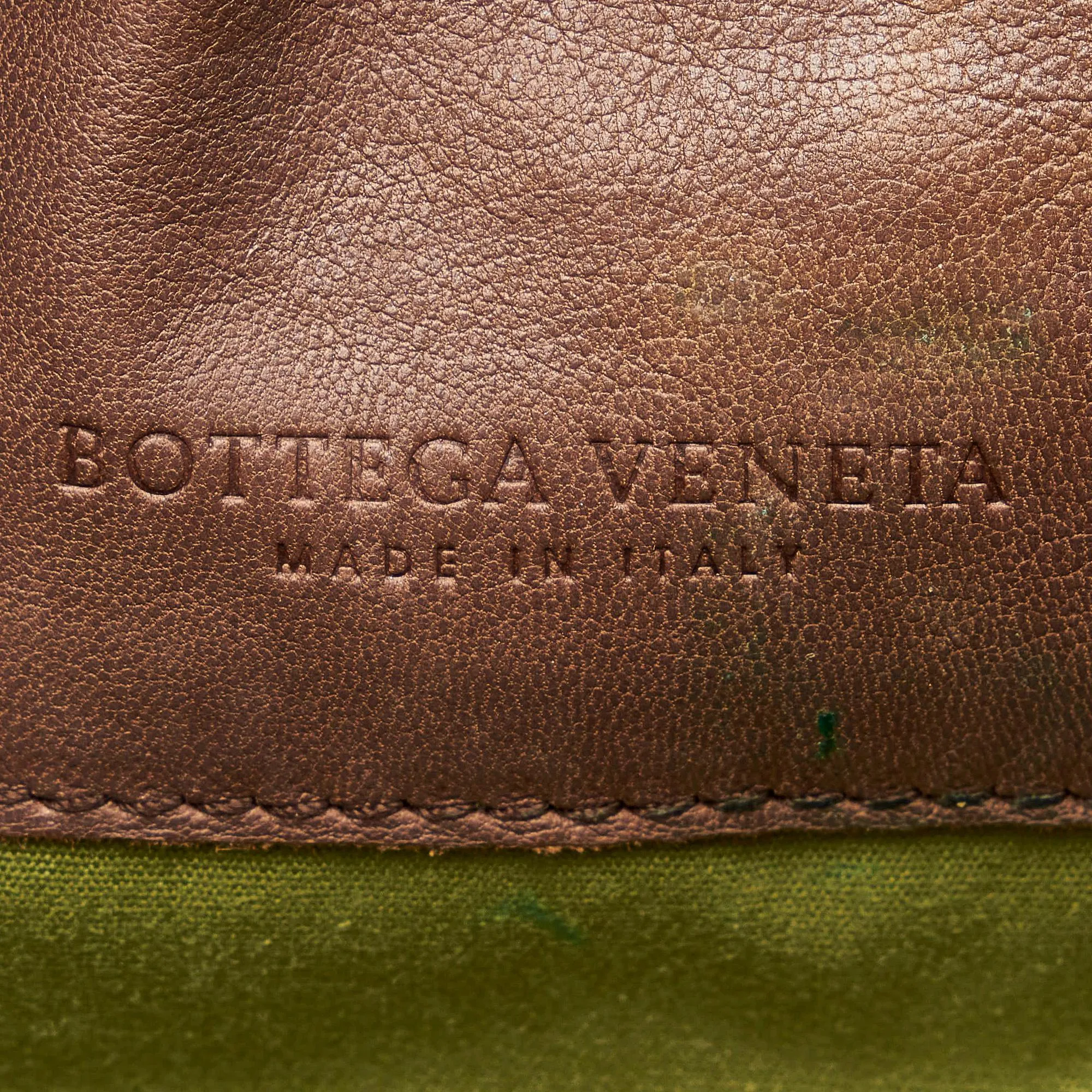 Bottega Veneta Intrecciato Leather Crossbody Bag (SHG-30568)