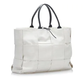 Bottega Veneta Large Canvas Arco Tote (SHG-36994)