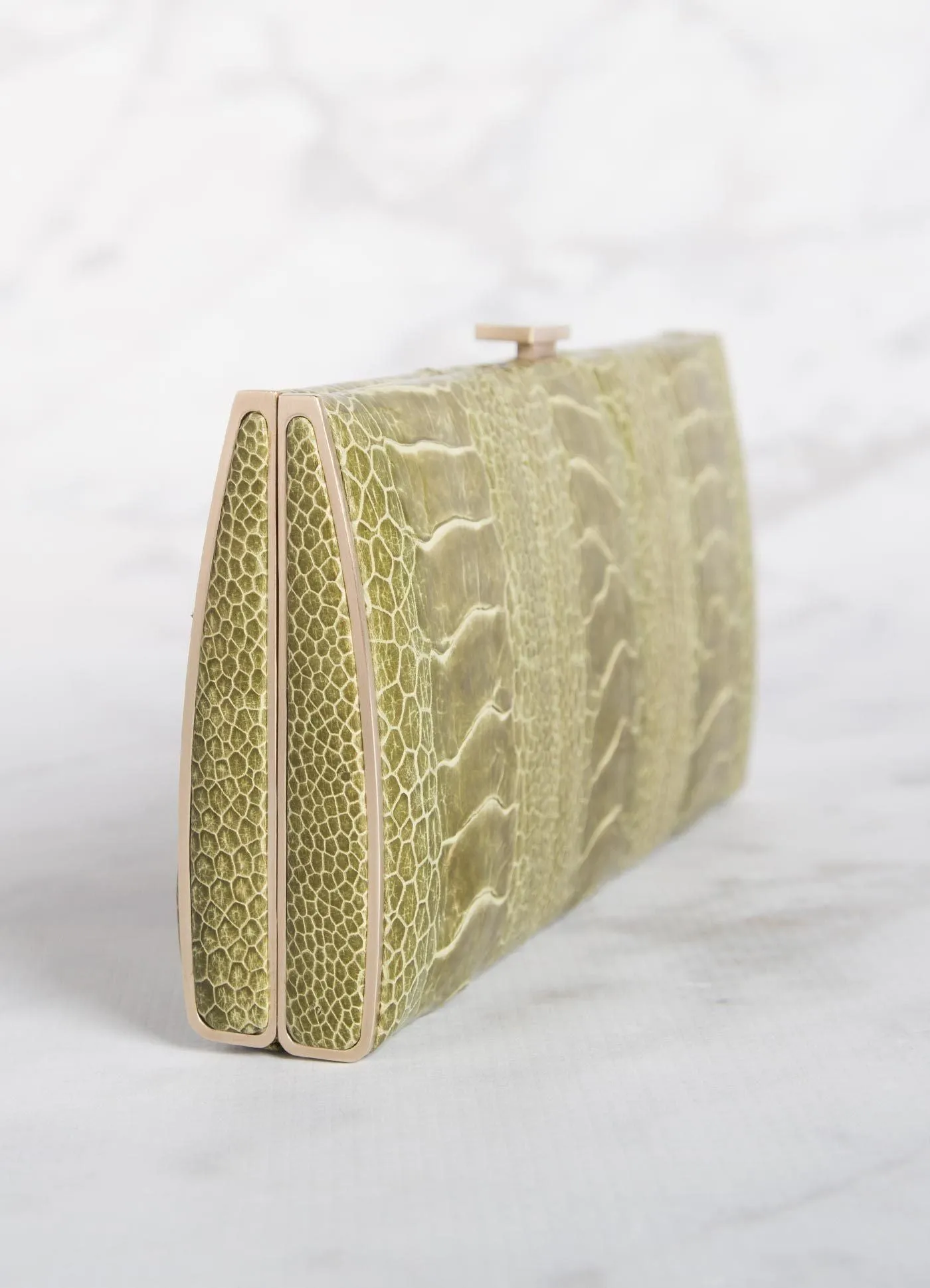 Box Wallet, Light Green Ostrich Sh., Gold-Tone