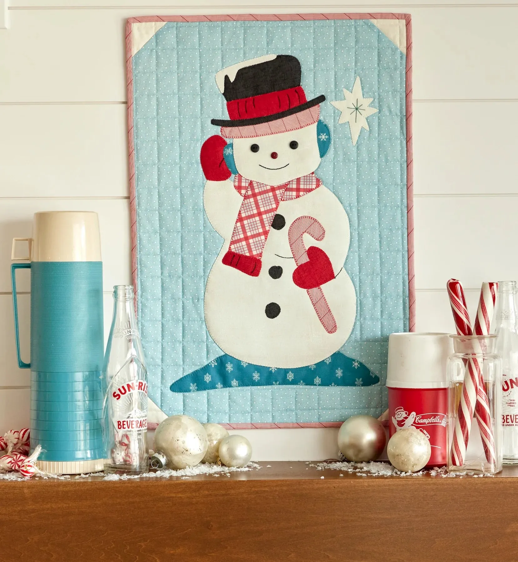 Fabric, Winter in Snowtown by Buttermilk Basin - Dark Blue Tossed Snowmen (by the yard)