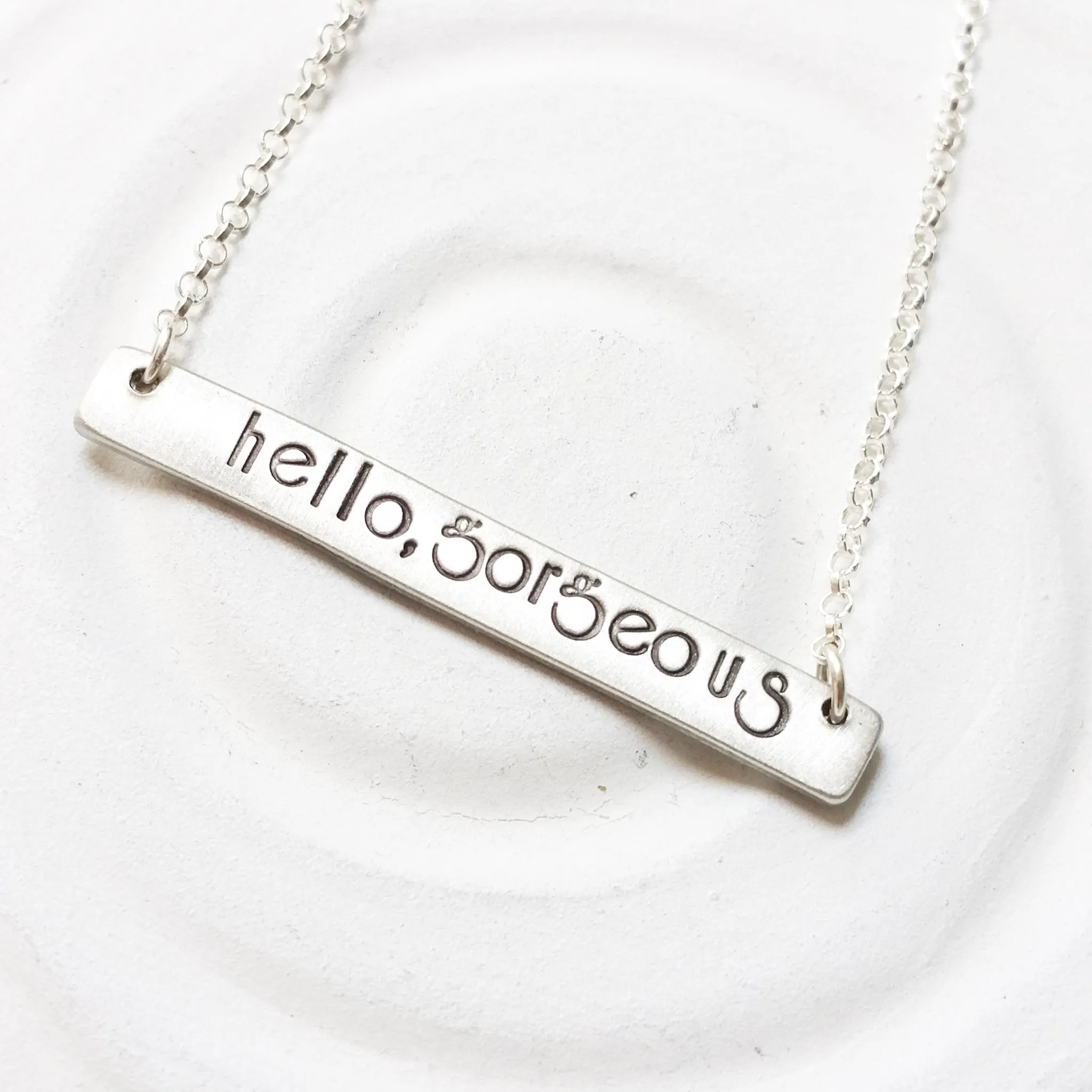 Hello, Gorgeous | Bar Necklace