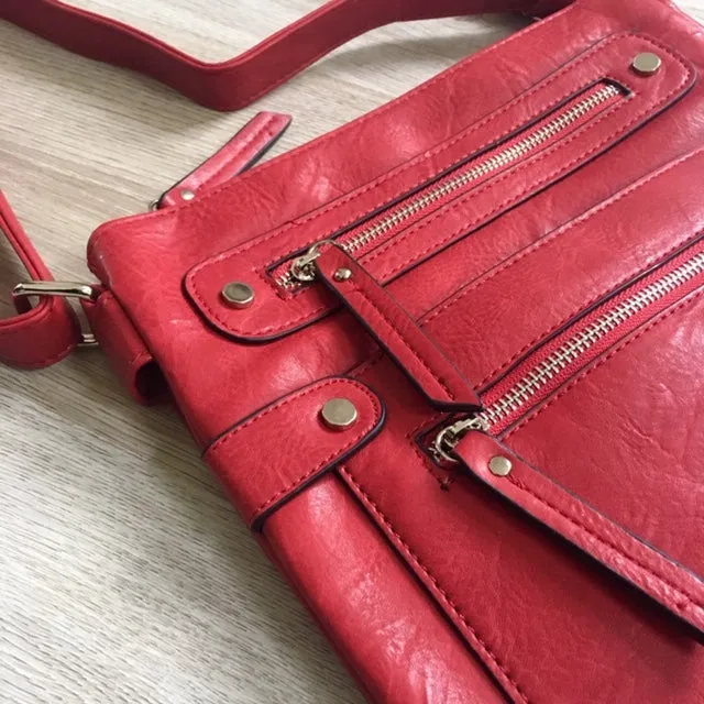 LARGE RED MULTI COMPARTMENT CROSSBODY BAG WITH LONG STRAP