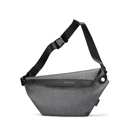 Pelmeen: Streamlined Design Style For Daily Traveling Chest Bag