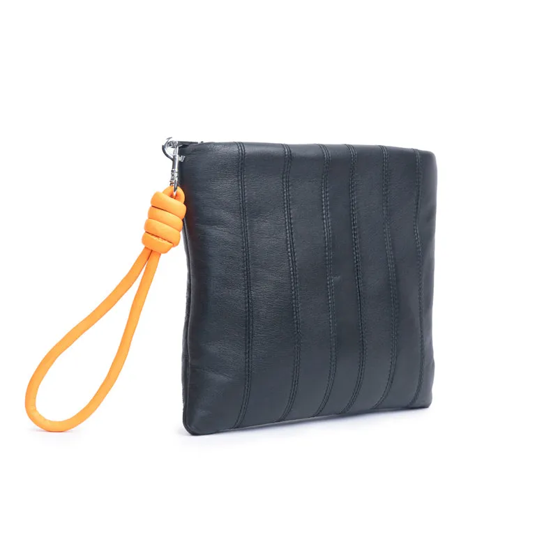 PILLOW CLUTCH | BLACK