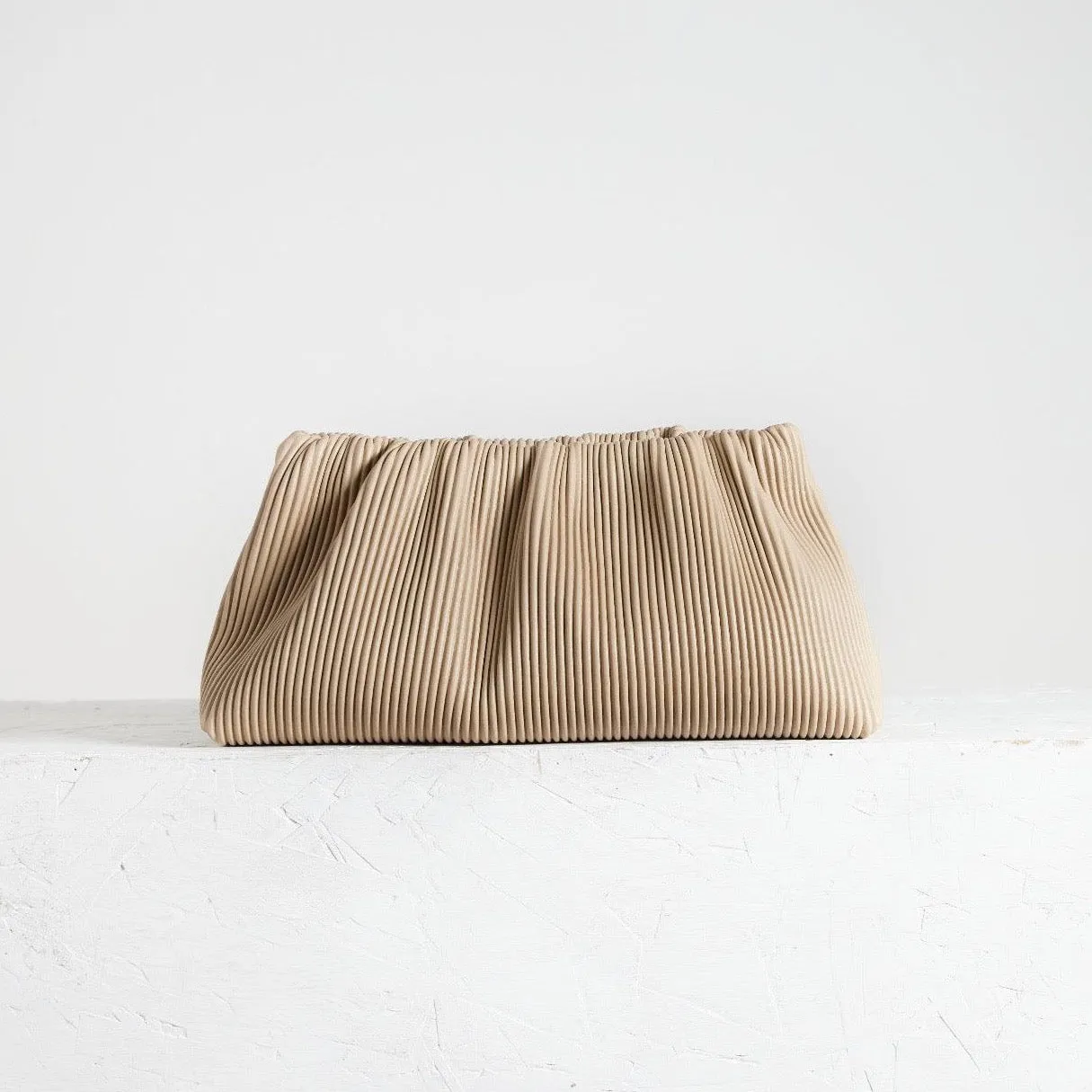 Roll 26 Corrugated Biscuit Clutch (coming soon)