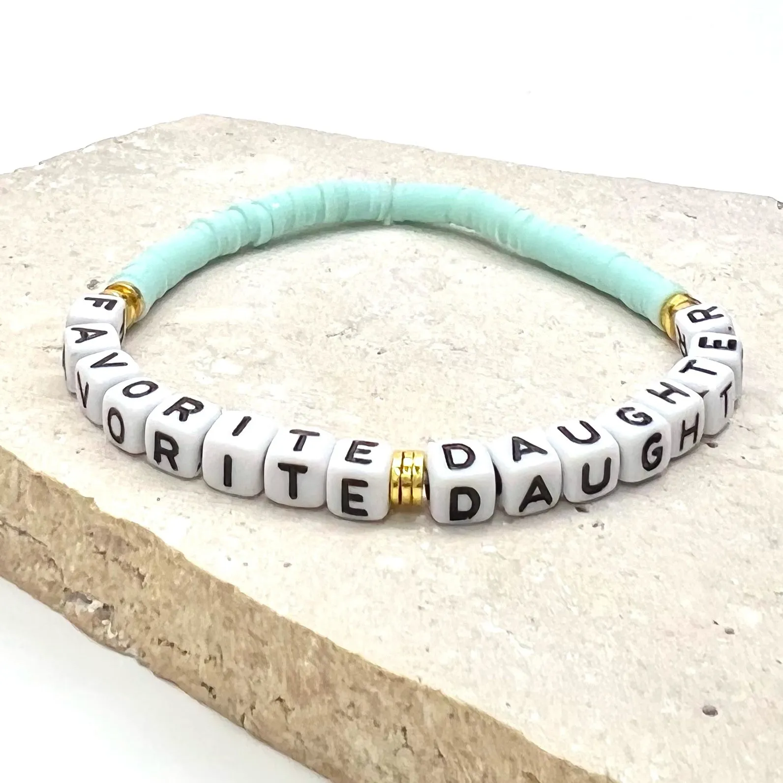 SASSY MINI HEISHI WORD BRACELET