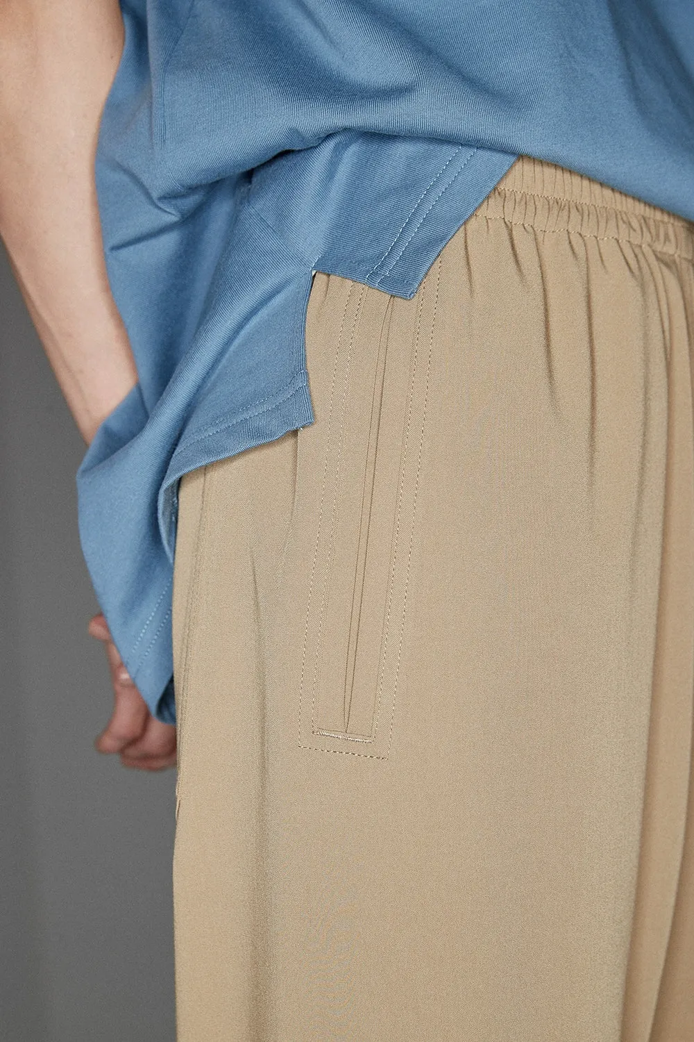 Side Seam-Free Elastic Waist Cropped Pants