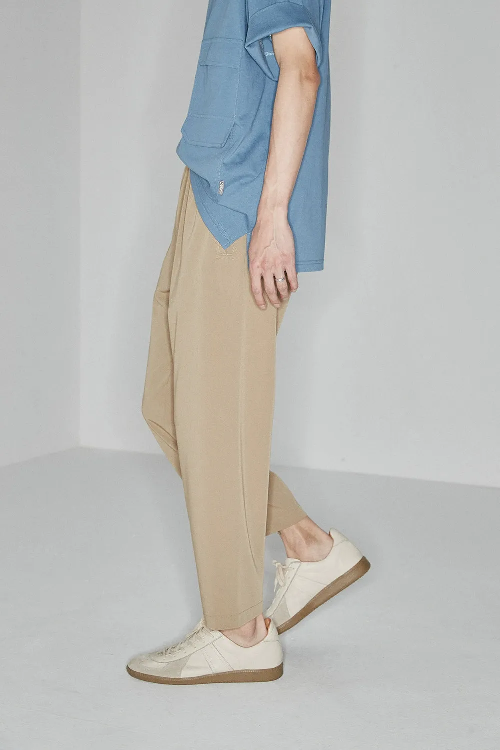 Side Seam-Free Elastic Waist Cropped Pants