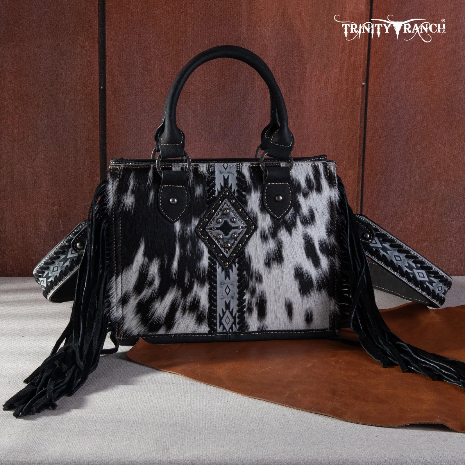 TR146-8120 Trinity Ranch Hair On Cowhide Tote/Crossbody